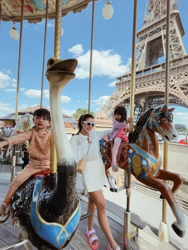 Potret Keseruan Syahnaz Sadiqah Bareng Si Kembar