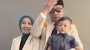 Ridwan Kamil berusaha mengabadikan kebersamaan dengan sang istri dan Arkana sebanyak mungkin. Karena momen tak bisa diulang. (Foto: Instagram/@ridwankamil)