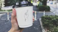 Kedai Kopi yang Mendukung Kesehatan Mental di Jepang Terinspirasi dari Proyek Semicolon. (Instagram:@hideaway_tokyo/Geiska Vatikan Isdy).