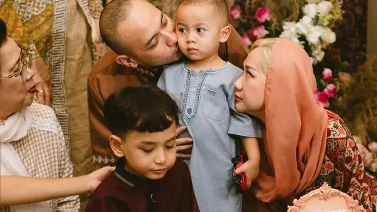 7 Potret BCL Rayakan Ultah dengan Buka Bersama, Dihadiri Ibu Mertua