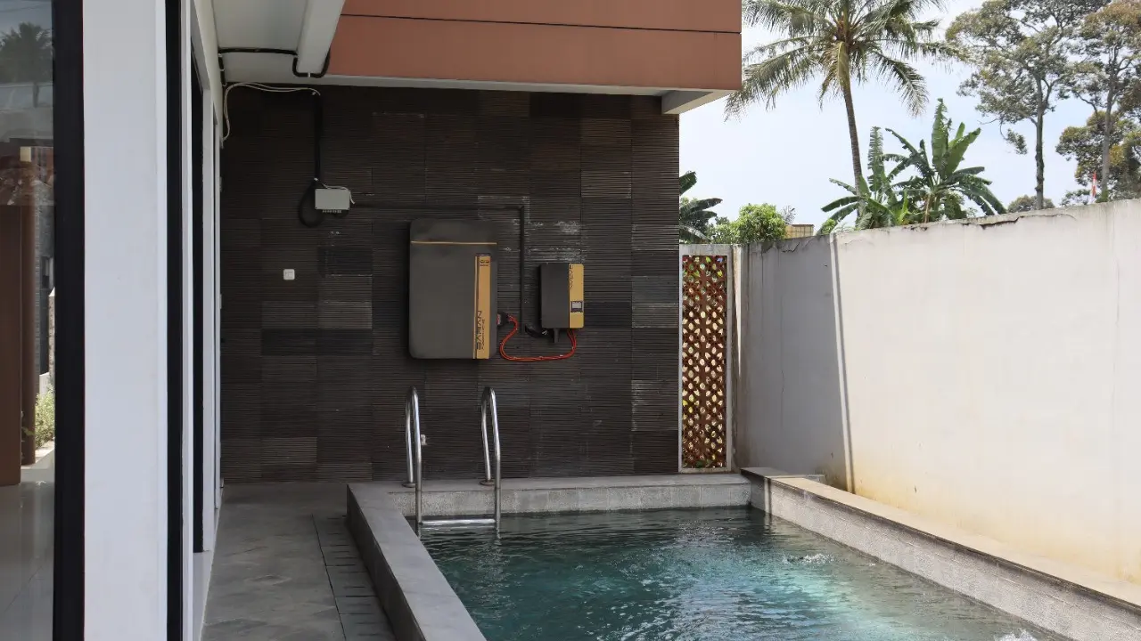 Baran Energy adalah sebuah perusahaan baterai listrik di Indonesia dan berfokus kepada energy storage system (ESS) atau penyimpanan energi yang dihasilkan melalui matahari, air dan angin kedalam sebuah baterai raksasa.
