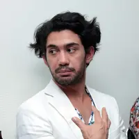 "Terutama, mungkin ketika 2016 Piala Citra bisa kembali ada di tangan lewat film My Stupid Boss, kali ini Rudy Habibie bisa mewakili Indonesia yang mendapat predikar Best Actor," lanjutnya. (Deki Prayoga/Bintang.com)