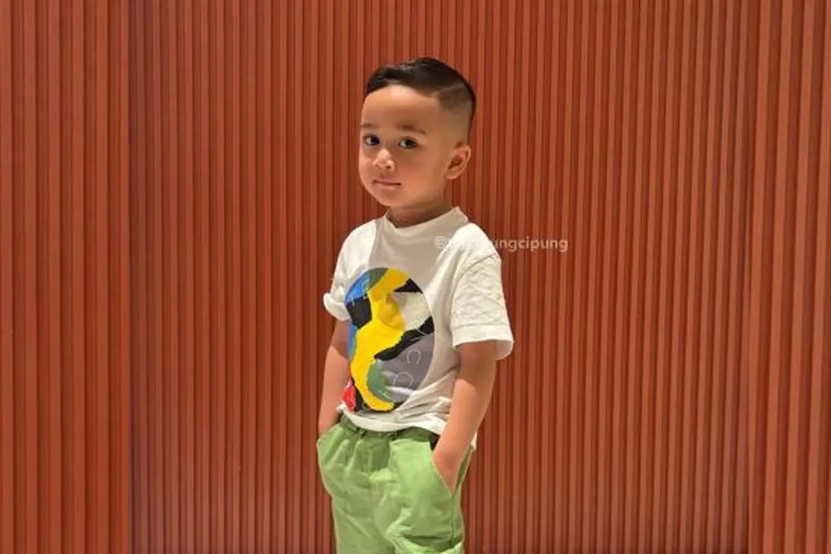 Potret Rayyanza Usai Potong Rambut (credit: instagram/tercipungcipung).