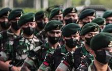 Wajah Sangar, Prajurit TNI AD Lari Terbirit-birit Melihat Ular, Semua Anggota Tertawa