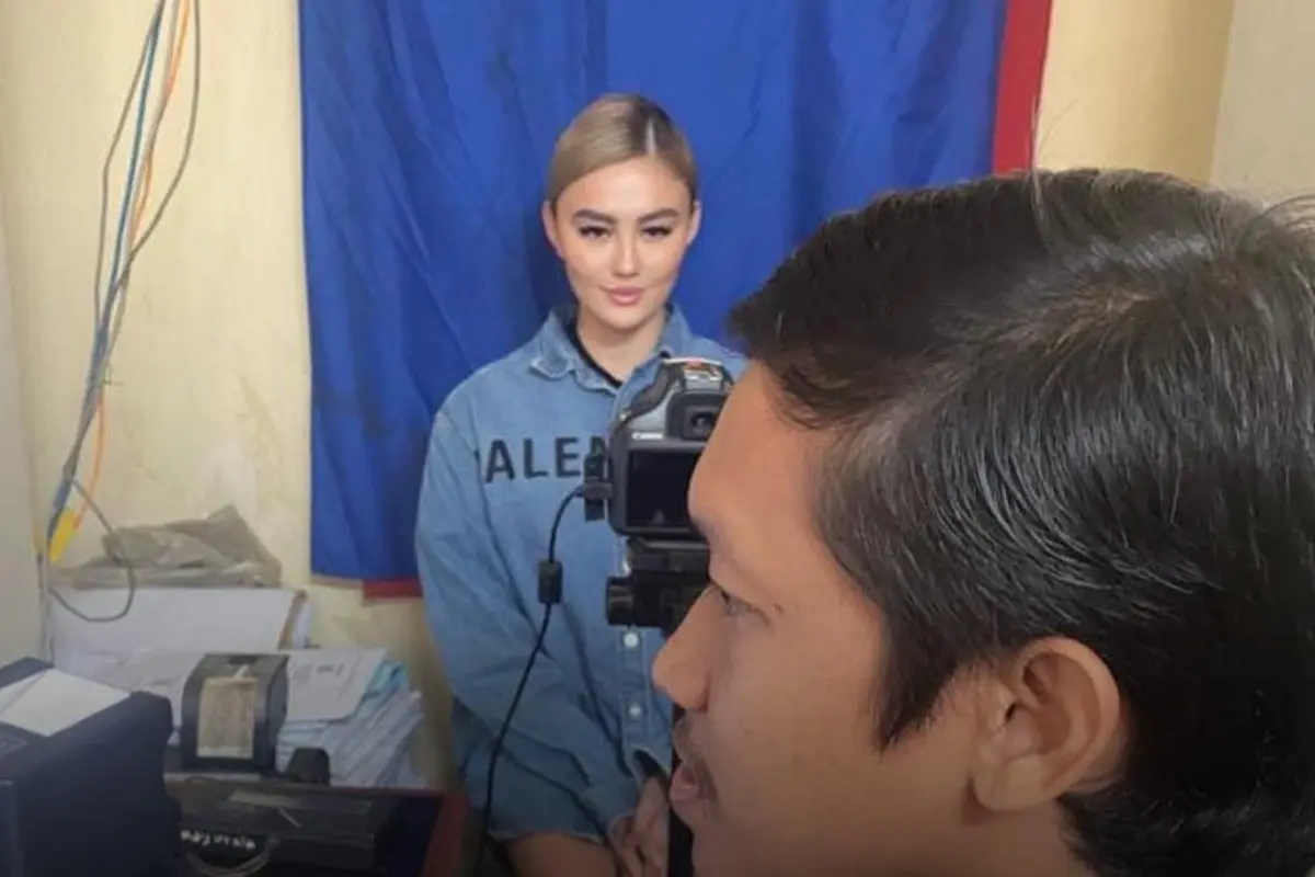Agnez Mo rekam e-KTP (Instagram/kotajakartabarat)