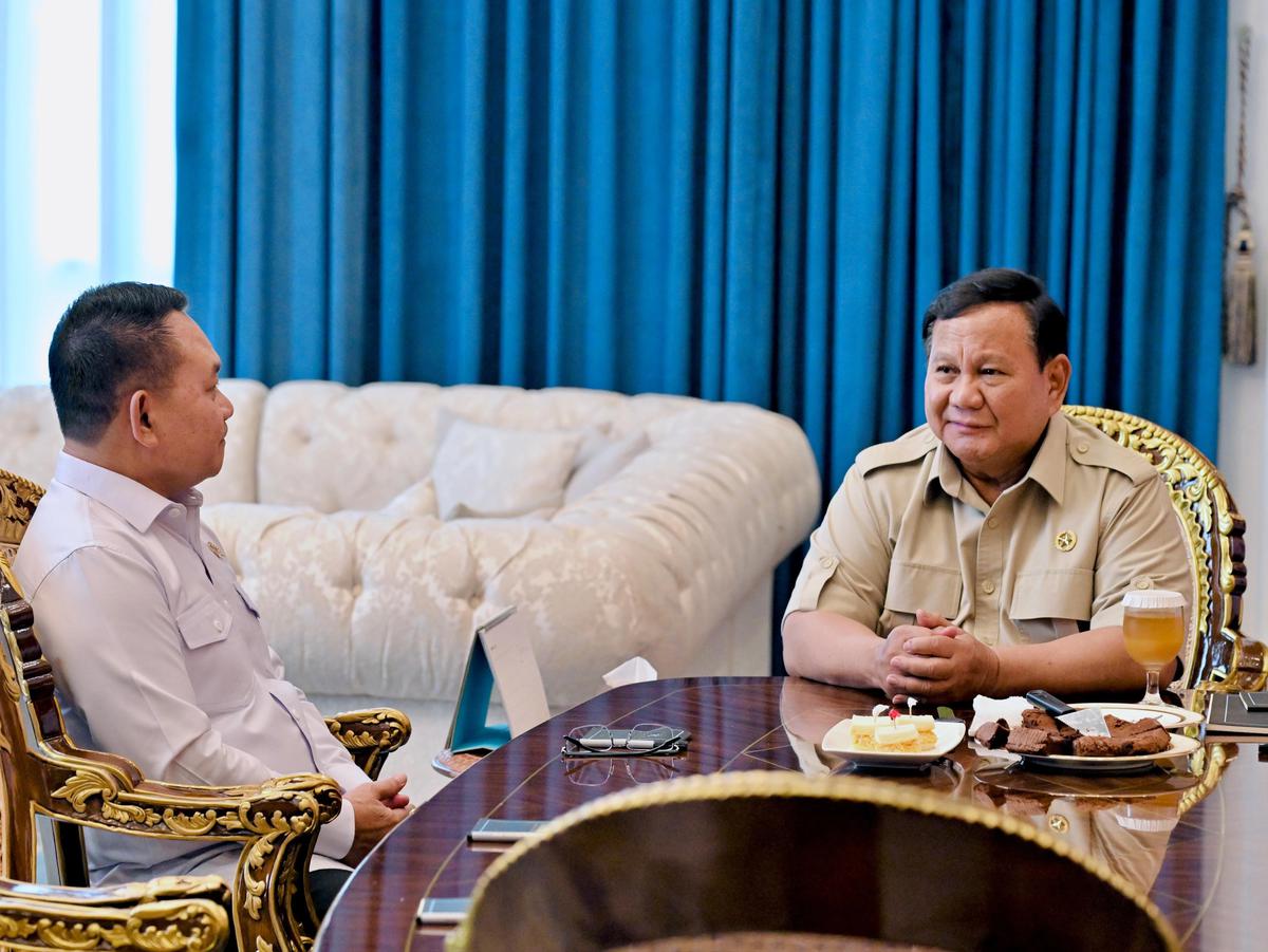 Seskab Teddy Bocorkan Isi Presiden Prabowo dan Mantan KSAD Dudung