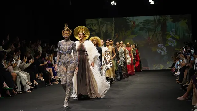 Hian Tjen x Make Over di Arab Fashion Week 2022/2023
