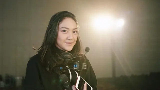 Putri Tanjung (Instagram/putri_tanjung)