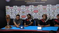 Konferensi SC Piala Presiden 2019 jelang final leg kedua. (Bola.com/Muhammad Adiyaksa).