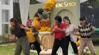 Kak Seto tampak sehat dan energik merayakan ulang tahunnya yang ke-70 dengan berjoget bersama keluarganya (dok.instagram/@kaksetosahabatanak/https://www.instagram.com/p/CTMbNANgMIU/Komarudin)