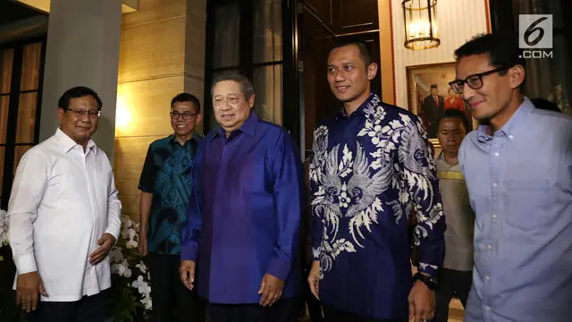 Tiba di Rumah SBY, Prabowo - Sandi Disambut Hangat