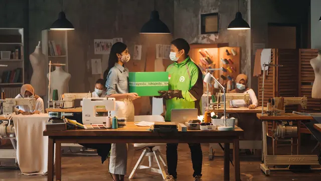 Gojek dan Tokopedia bentuk GoTo, grup teknologi terbesar di Indonesia.