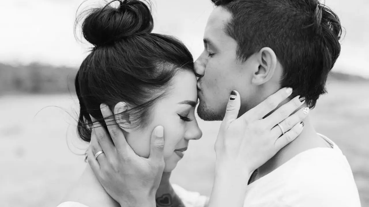 Irfan Bachdim dan Jennifer Kurniawan