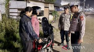 Polsek Tambun Selatan Perkuat Pengamanan Pos Kamling Bekasi, Antisipasi Gangguan Kamtibmas Malam Hari
