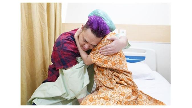 Jalanin Program Bayi Tabung, Ini 6 Momen Mesra Gilang Dirga dan Istri (sumber:Instagram/adieztyfersa)