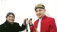 Potret Kebersamaan Dory Harsa dengan Didi Kempot. (Sumber: Instagram.com/ doryharsa)