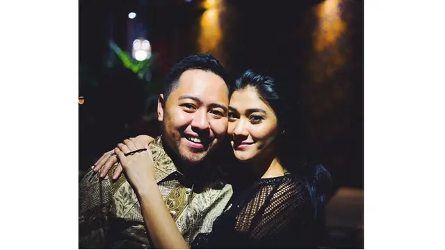 Meski jarang terekspos, Naysila Mirdad dan kekasih kerap bersama di berbagai acara.