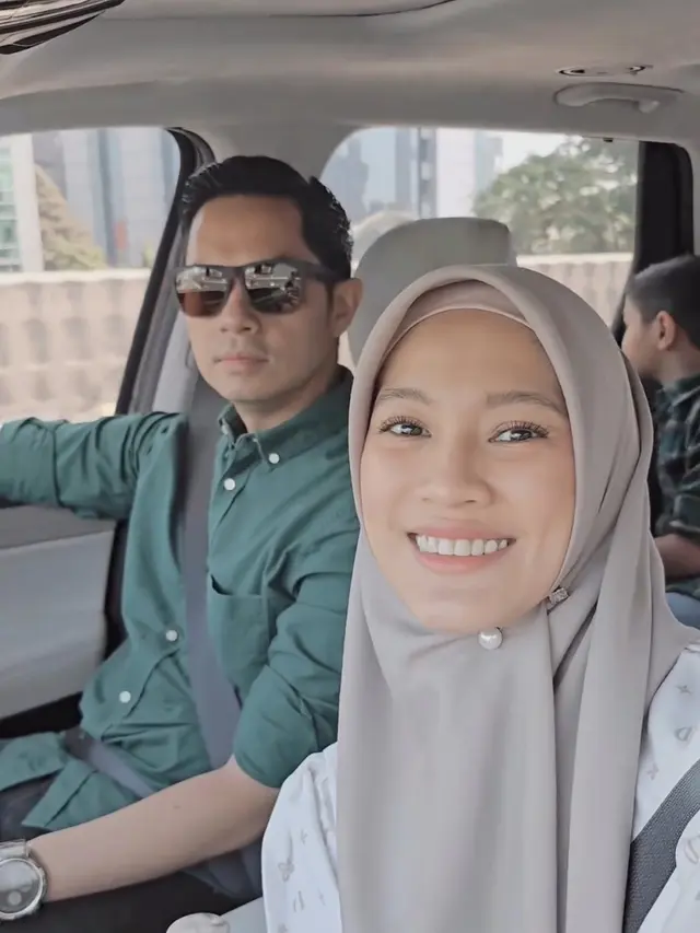 Alyssa Soebandono dan Dude Harlino. (Foto: Dok. Instagram @ichasoebandono)