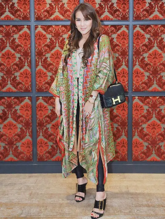 (Instagram/ollaramlanaufar)