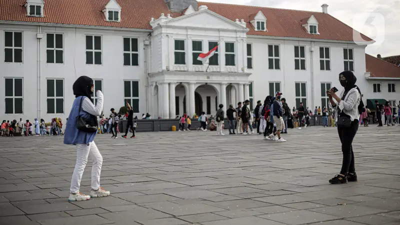 Bebas PKL, Kota Tua Jadi Alternatif Warga Habiskan Libur Cuti Bersama Imlek 2023