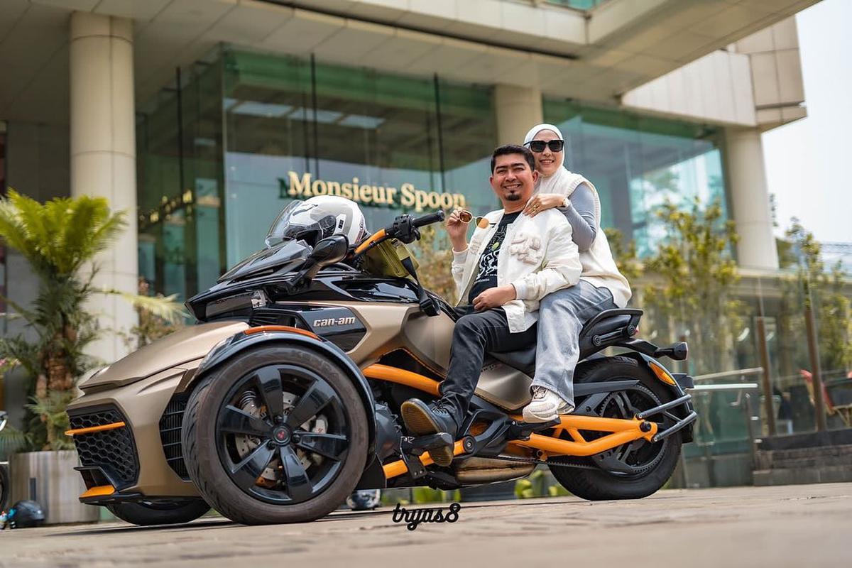 Dari Pendakwah Menjadi Miliarder, Ini Deretan Bisnis Ustaz Solmed yang Menghasilkan Cuan