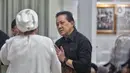 Musisi, Triawan Munaf terlihat hadir melayat pesohor legendaris Titiek Puspa di rumah duka di kawasan Pancoran, Jakarta Selatan, Kamis (10/4/2025) malam. (Liputan6.com/Angga Yuniar)