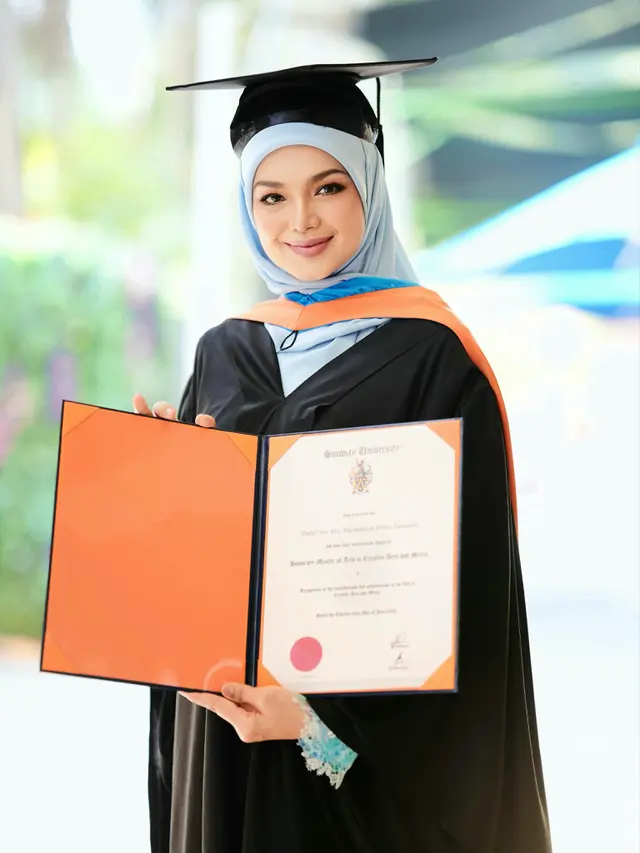 Siti Nurhaliza (Instagram.com/ctdk/snlegacysb)