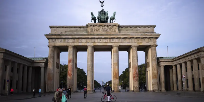 Gerbang Brandenburg di Berlin