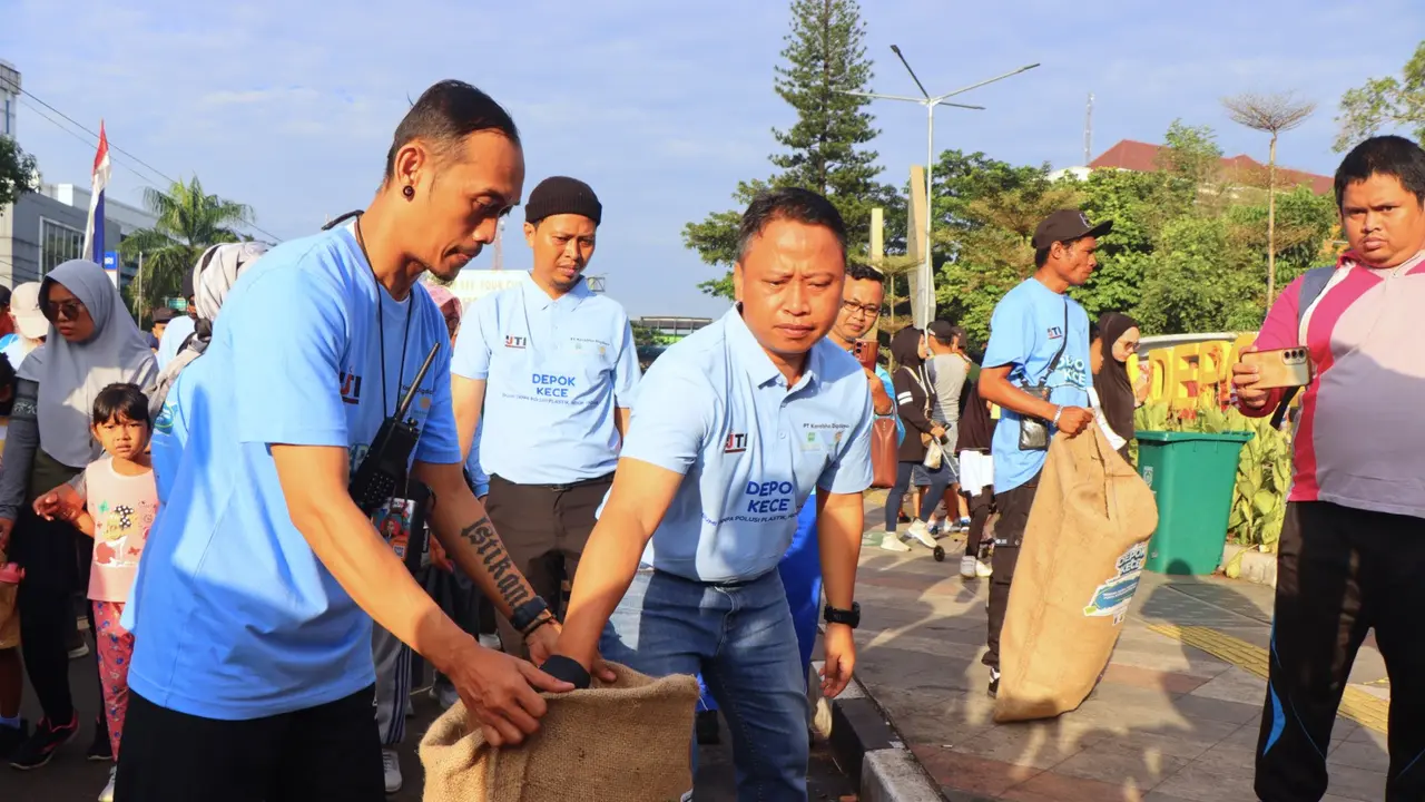 Gerakan Kampanye Pengurangan Sampah Plastik Warnai Pelaksanaan Car Free Day Depok