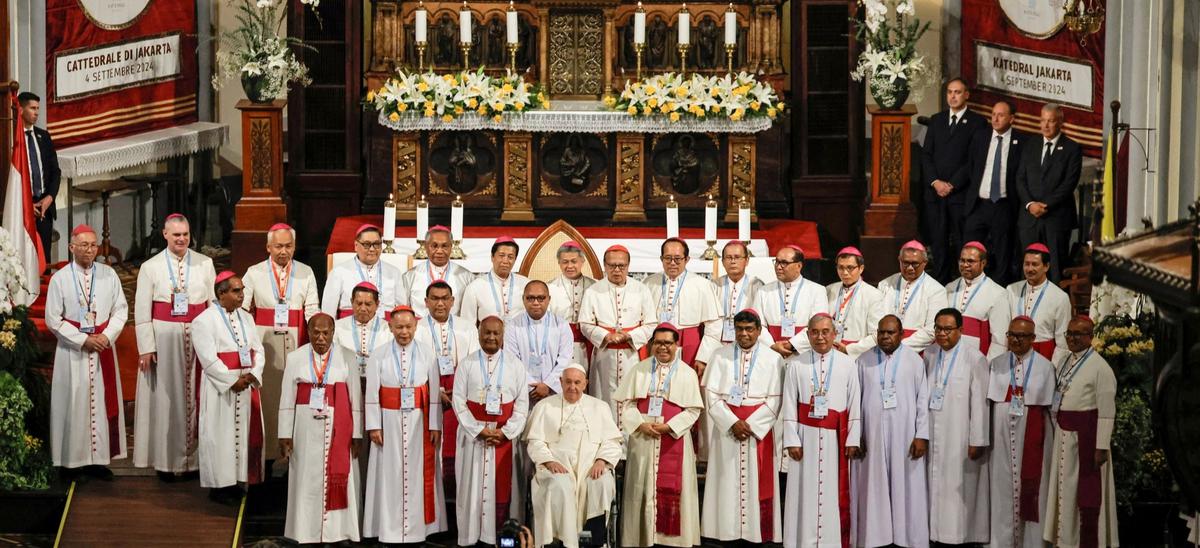 Paus Fransiskus di Katedral Jakarta
