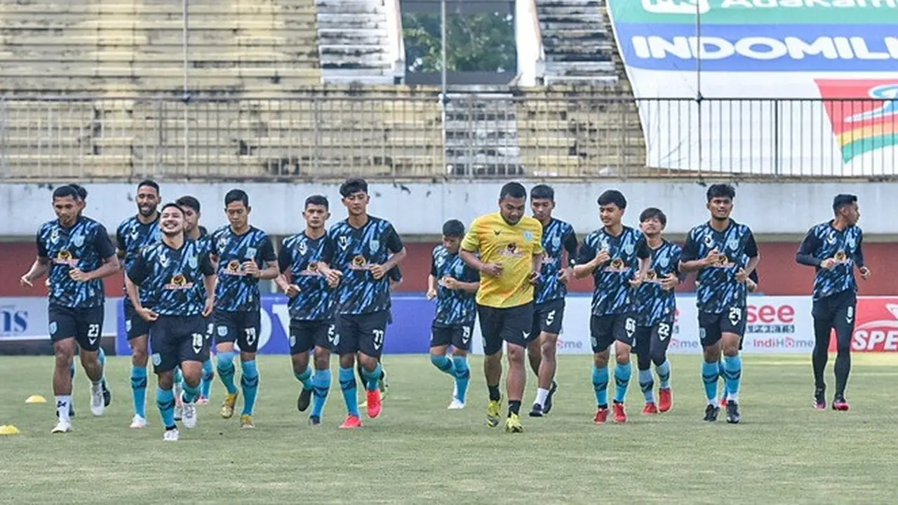 6 Momen Latihan Persela di Stadion Maguwoharjo Yogyakarta, Siap Lawan Persib