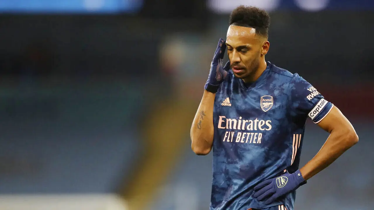 Raheem Sterling Bawa Manchester City Tundukkan Arsenal