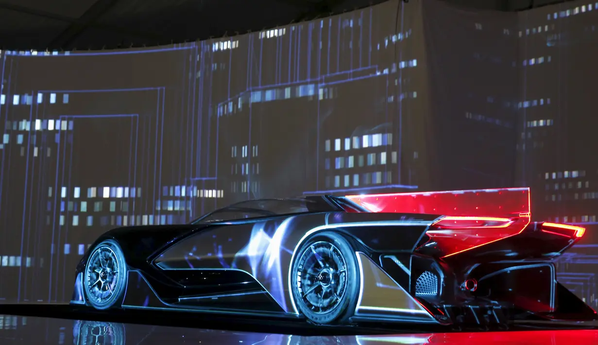 Mobil listrik Faraday Future FFZERO1 saat dikenalkan pada pameran di Las Vegas , Nevada, (4/1). Mobil ini akan menjadi pesaing Tesla Motors sebagai produsen mobil berbahan bakar elektrik di dunia. (REUTERS / Steve Marcus)