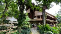 Restoran Kapal Bambu di Ecolodge Bukit Lawang Cottages (Reza Efendi/Liputan6.com)