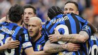 Pemain Inter Milan merayakan gol yang dicetak ke gawang Udinese dalam laga giornata 30 Serie A Liga Italia 2024/2025 di Giuseppe Meazza, Minggu (30/3/2025) malam WIB. (AP Photo/Luca Bruno)