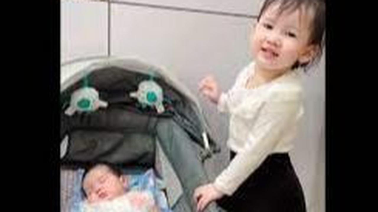 Potret terbaru Baby Kenes langsung banjir komentar dari netizen. Mereka ikut gemas melihat Baby Kenes.