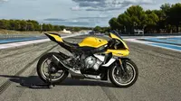 Dalam rangka merayakan hari jadi ke-60, Yamaha motor meluncurkan sportbike spesial bernama YZF-R1 Speed Block. 