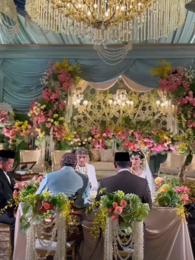 Pernikahan Anak Dede Yusuf, Alifiya Arkana dan Khalifah Alkays (Foto: Instagram Alifiya)