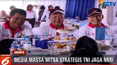Menurut Panglima TNI, media massa merupakan salah satu mitra strategis dalam menjaga kedaulatan NKRI bersama dengan TNI.