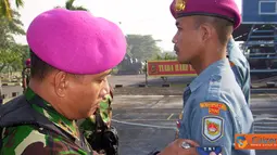 Citizen6, Surabaya: Pada kesempatan ini 33 anggota Yonzeni-1 Mar yang naik pangkat satu tingkat lebih tinggi terdiri dari 1 Perwira, 22 Bintara dan 10 Tamtama. (Pengirim: Budi Abdillah)