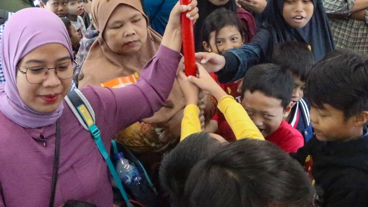 Ajang ini sekaligus memperkenalkan layanan unggulan dan memperkuat resonansi <i>brand awareness</i> LRT Jakarta di kalangan masyarakat.&nbsp;Foto: Merdeka.com/Arie Basuki