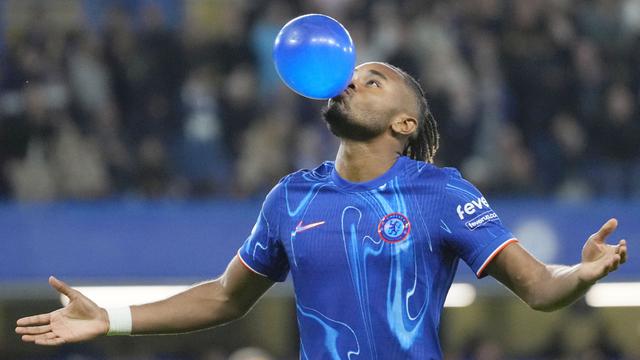 Foto: Melihat Selebrasi Tiup Balon Ala Christopher Nkunku, Borong 3 Gol Untuk Chelsea
