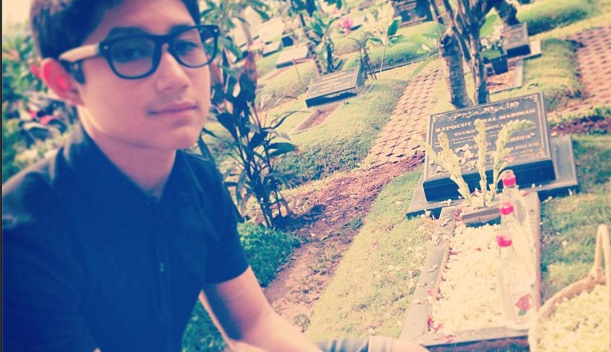 Astaga Gantengnya Teuku Rasya Anak Pertama Tamara Bleszynski - Photo ...