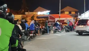 Cerita Warga Medan Antre Berjam-jam Demi Pertalite