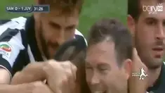 Juventus akhirnya berhasil mengamankan gelar juara Liga Italia Serie A musim ini. Hal tersebut dipastikan setelah Juve membungkam Sampdoria dengan skor 1-0 di Luigi Ferraris, Sabtu (2/5/2015) malam WIB