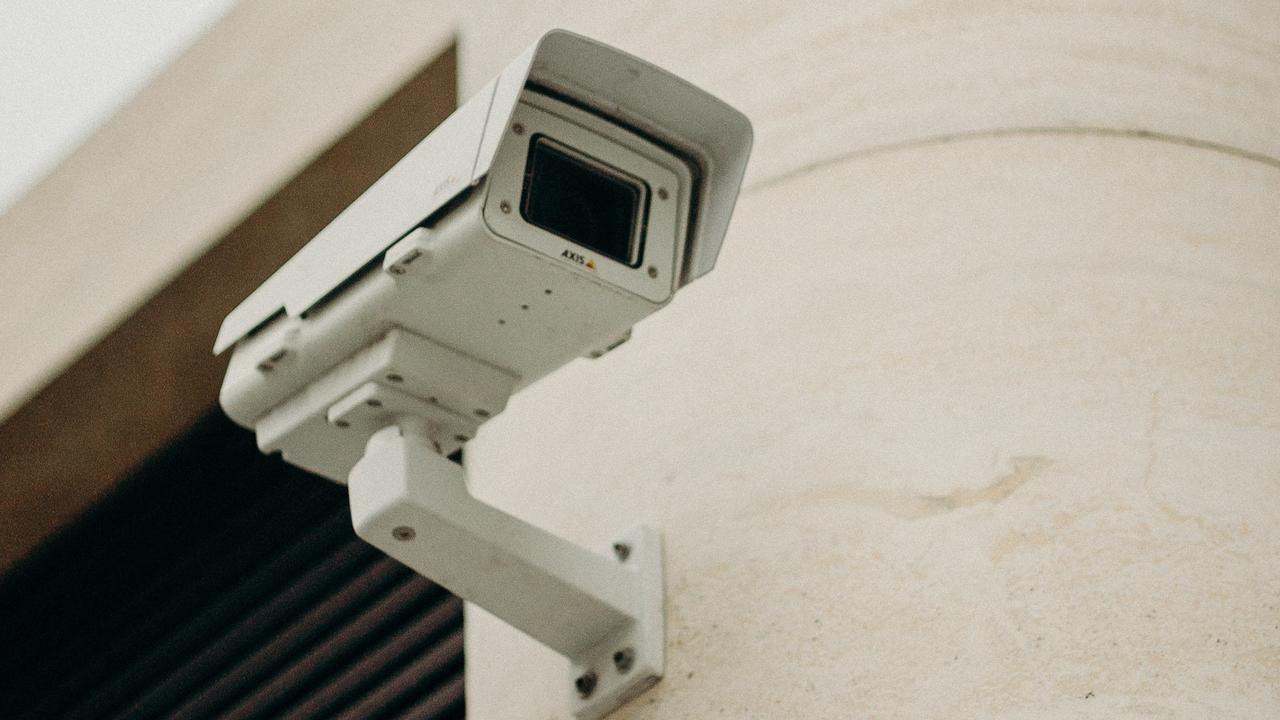 Tekan Angka Curanmor, Sejumlah Lingkungan Warga di Palembang Dipasang CCTV untuk 'Ronda' Online