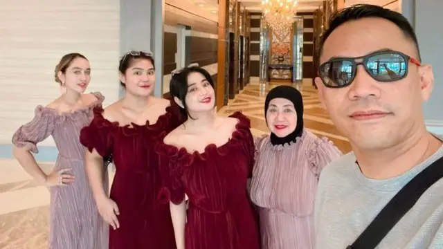 [Fimela] Dewi Perssik