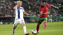 Portugal, menang berkat aksi Ruben Dias (17'), penalti Diogo Jota (45+4'), dan sepasang gol Bruno Fernandes (55', 84').  (AP Photo/Armando Franca)