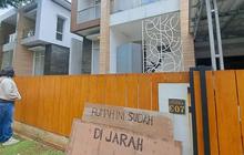 VIDEO: Rumah Nafa Urbach DPR Dikepung Warga Malam-Malam, Barang Berharga Dijarah