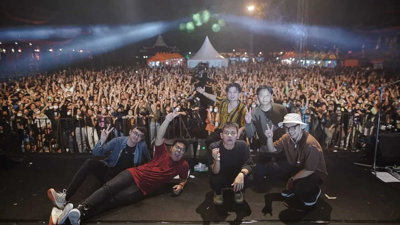 Juicy Luicy manggung di Big Bang Fest Indonesia.